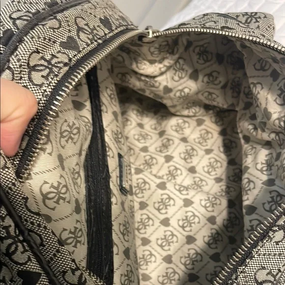 Stylish Black and Gray Monogram Women's Bag - Picture 3 of 3